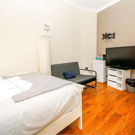 Private En-Suite Room @ Liverpool Street, Brick Ln London Eksteriør bilde